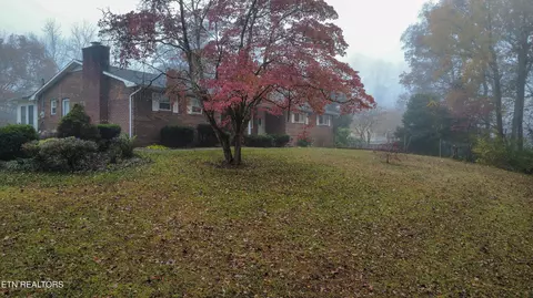 1480 Poplar Creek Rd, Oliver Springs, TN 37840