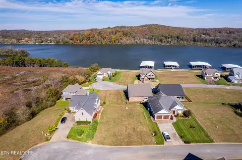 316 Cape Lookout, Loudon, TN 37774