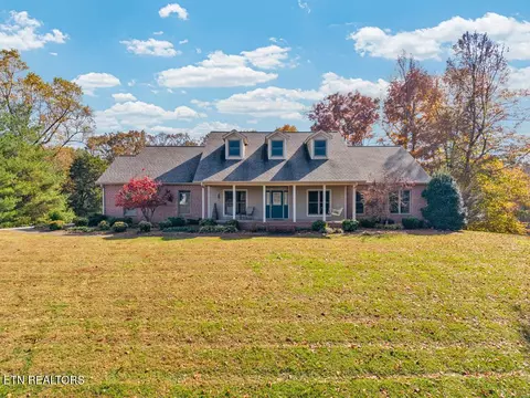 147 Sunrise Ridge Dr, Sparta, TN 38583