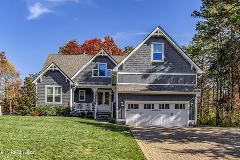 206 Atoka Pl, Loudon, TN 37774