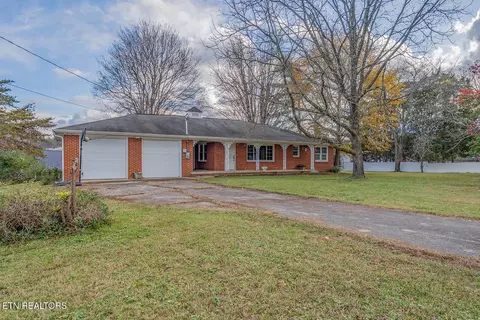 5904 New Beaver Creek Dr, Knoxville, TN 37931