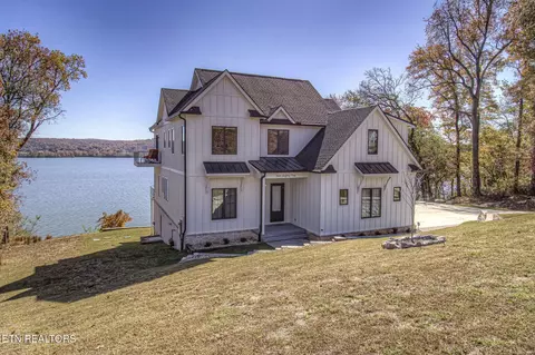 285 E Shore Dr, Rockwood, TN 37854