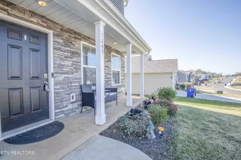 1245 Cole Dr, Talbott, TN 37877