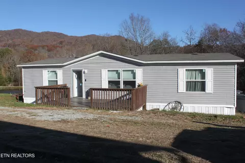 133 Peach Ln, Wartburg, TN 37887