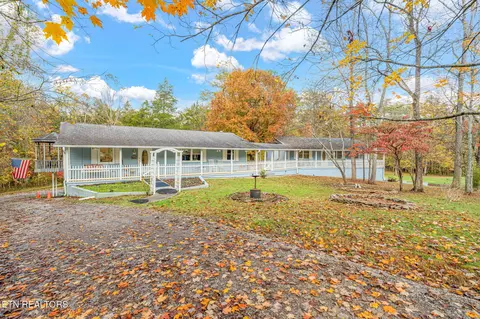 668 Raccoon Valley Rd, Maynardville, TN 37807