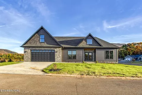 138 Waterstone Dr, Benton, TN 37307