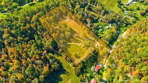 2938 Cedar Creek Rd, La Follette, TN 37766