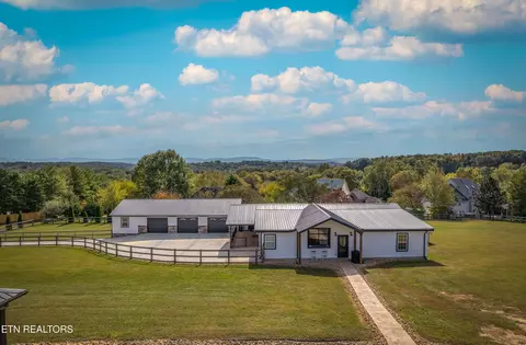 511 Windlass Rd, Knoxville, TN 37934