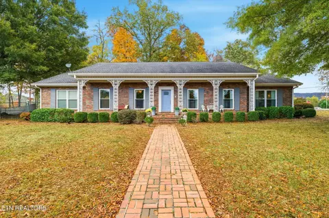 715 Harren Ct, Etowah, TN 37331