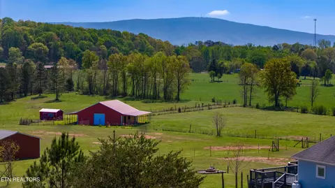 154 Friendship Church Rd, Delano, TN 37325