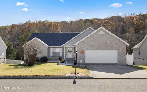 1542 Mandrell Dr, Knoxville, TN 37918