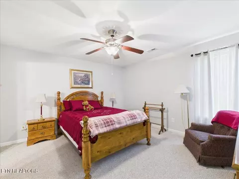 156 Stonefield Dr, Harrogate, TN 37752 photo 11