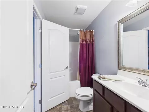 156 Stonefield Dr, Harrogate, TN 37752 photo 16