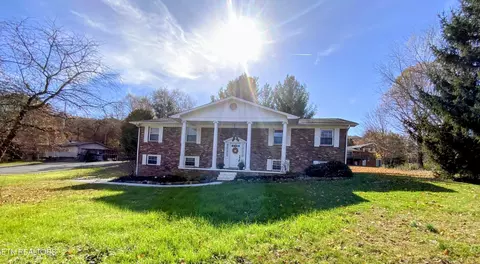 6817 Cochise Dr, Knoxville, TN 37918