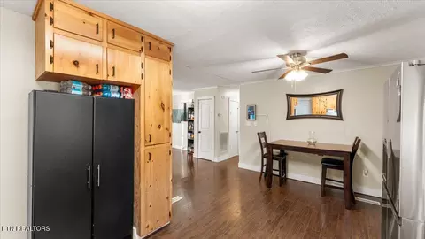 Dining - 8520 Heiskell Rd, Powell, TN 37849 photo 1 of 1