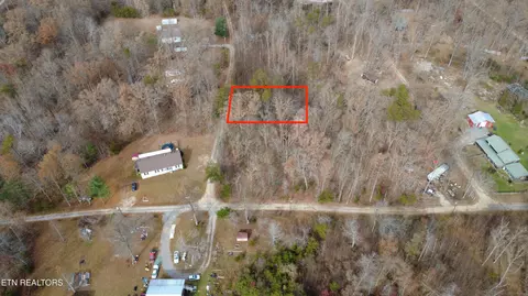 10 Tresa St, Crossville, TN 38572