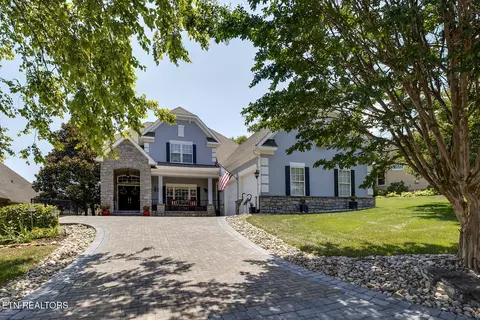 104 Greenfinch Dr, Vonore, TN 37885