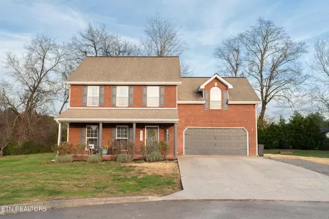 5301 Mattice Ln, Corryton, TN 37721