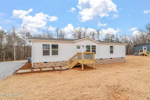 231 Bostie Maire Ln, Clinton, TN 37716