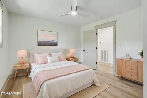 Bedroom - 1437 Beacon Rd, Talbott, TN 37877 photo 2 of 3