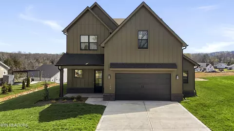 198 Limelight Ln, Lenoir City, TN 37772
