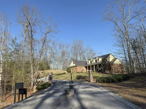 1016 Northbridge Cl, Kingston, TN 37763