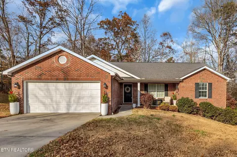 5330 Calvert Ln, Knoxville, TN 37918