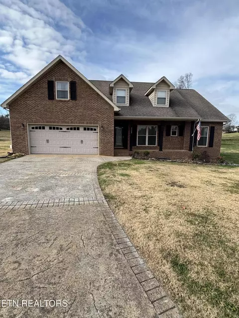 1117 Chesty Puller Cir, Maryville, TN 37803