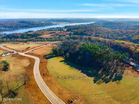 4344 Old Dogwood Tr, Loudon, TN 37774