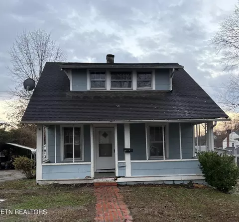 1413 Perkins St, Alcoa, TN 37701