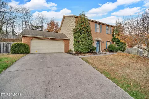 8412 Kimberwick Ct, Powell, TN 37849