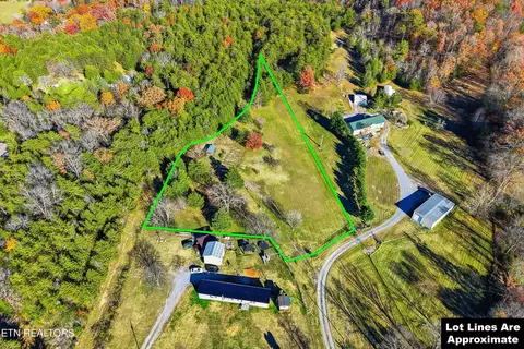 1526 Tom Mccall Rd, Maryville, TN 37801