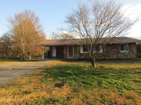 2718 Mayfield Dr, Talbott, TN 37877