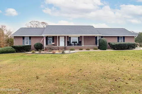 5518 W Beaver Creek Dr, Powell, TN 37849
