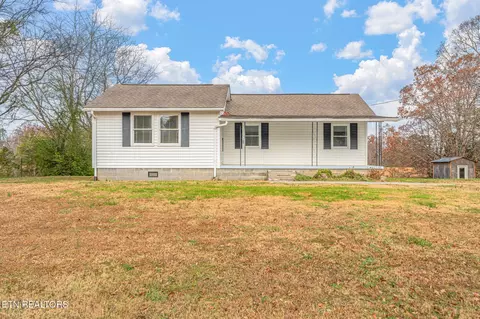 2950 Craigs Chapel Rd, Greenback, TN 37742