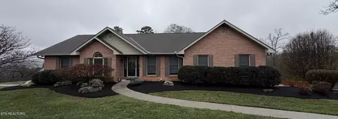 605 Horseshoe Ln, Seymour, TN 37865