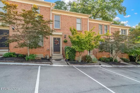 4007 NW Heather Court Ct, Knoxville, TN 37919
