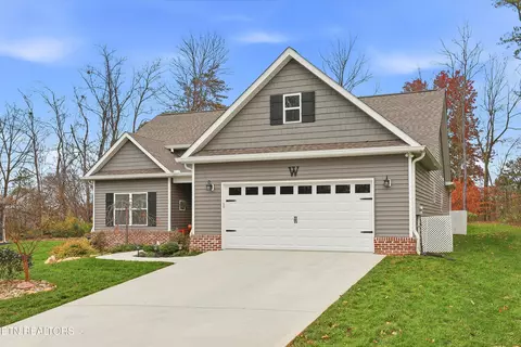 112 Utsesti Way, Loudon, TN 37774