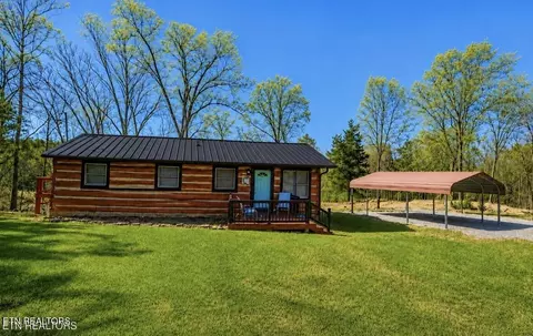 1129 Peninsula Rd, Sevierville, TN 37876