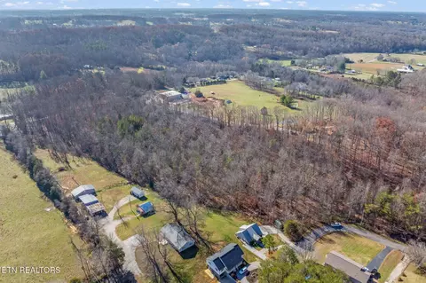 6 3 Ac Johnnie Bud Ln, Cookeville, TN 38501