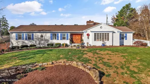 7113 Cheshire Dr, Knoxville, TN 37919