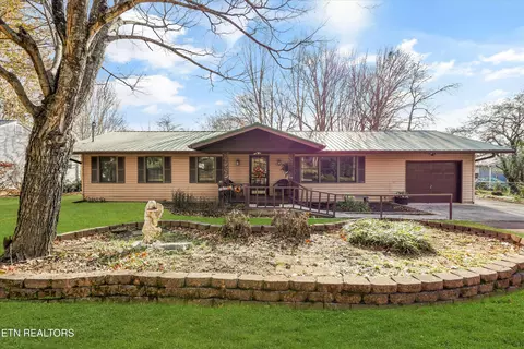 4318 Garden Dr, Knoxville, TN 37918