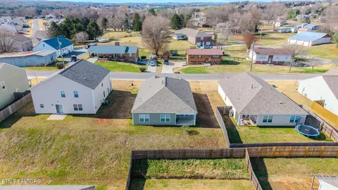 View/Area - 2540 Lucille Ln, Talbott, TN 37877 photo 4 of 6