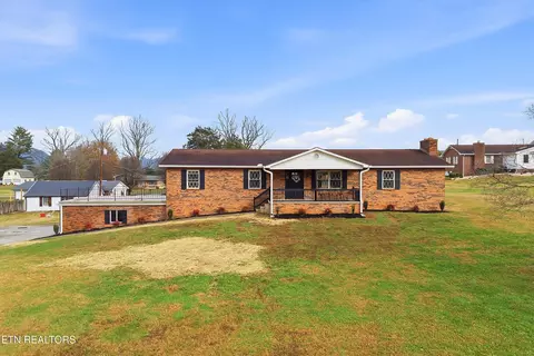 229 Brown Crest Rd, La Follette, TN 37766