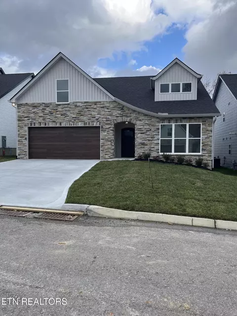 3466 Sparks Scenic Way, Knoxville, TN 37931