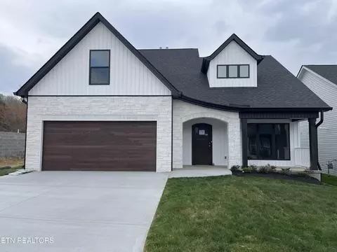 3470 Sparks Scenic Way, Knoxville, TN 37901