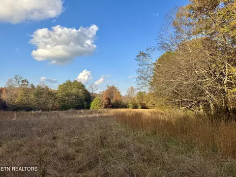 Brakebill School Rd, Madisonville, TN 37354