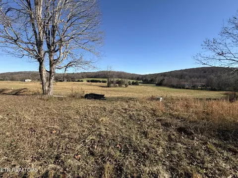 17657 N Nopone Valley Rd, Decatur, TN 37322