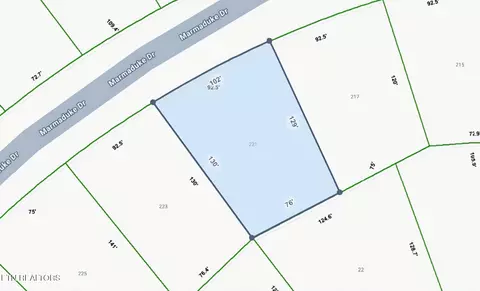 221 Marmaduke Dr, Crossville, TN 38558