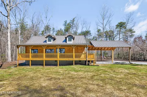 294 Lake Shore Dr, Monterey, TN 38574